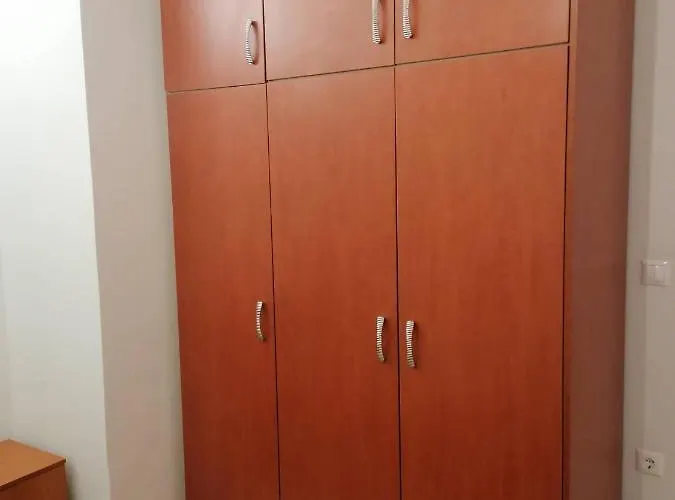 Lägenhet διαμερισμα με κηπο στο κεντρο *