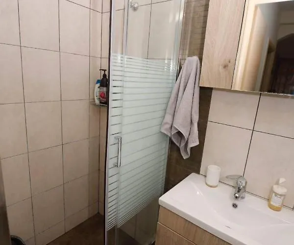 διαμερισμα με κηπο στο κεντρο *