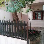 διαμερισμα με κηπο στο κεντρο Lejlighed