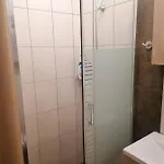 διαμερισμα με κηπο στο κεντρο 塞萨洛尼基